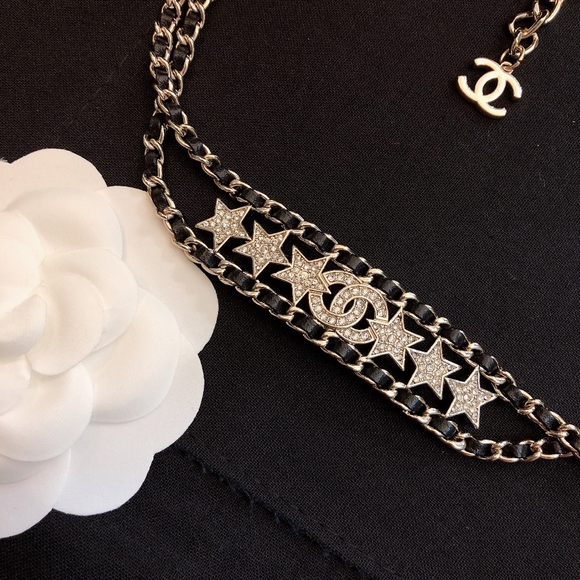 Chanel necklaces - Picture 4 of 8